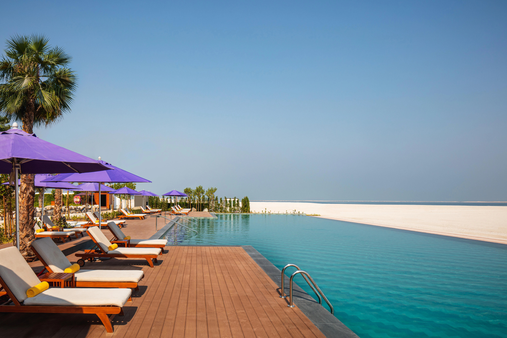 Photo - Centara Mirage Beach Resort Dubai