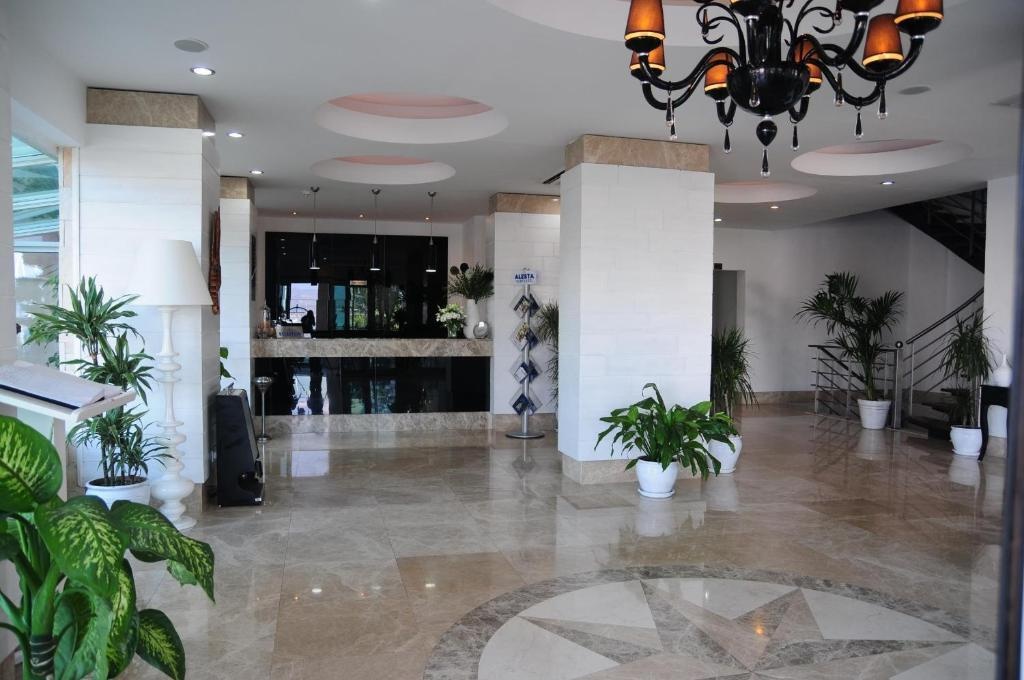 Photo - Alesta Yacht Hotel