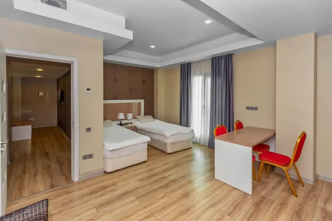 Foto - Diplomat Suites Hotel