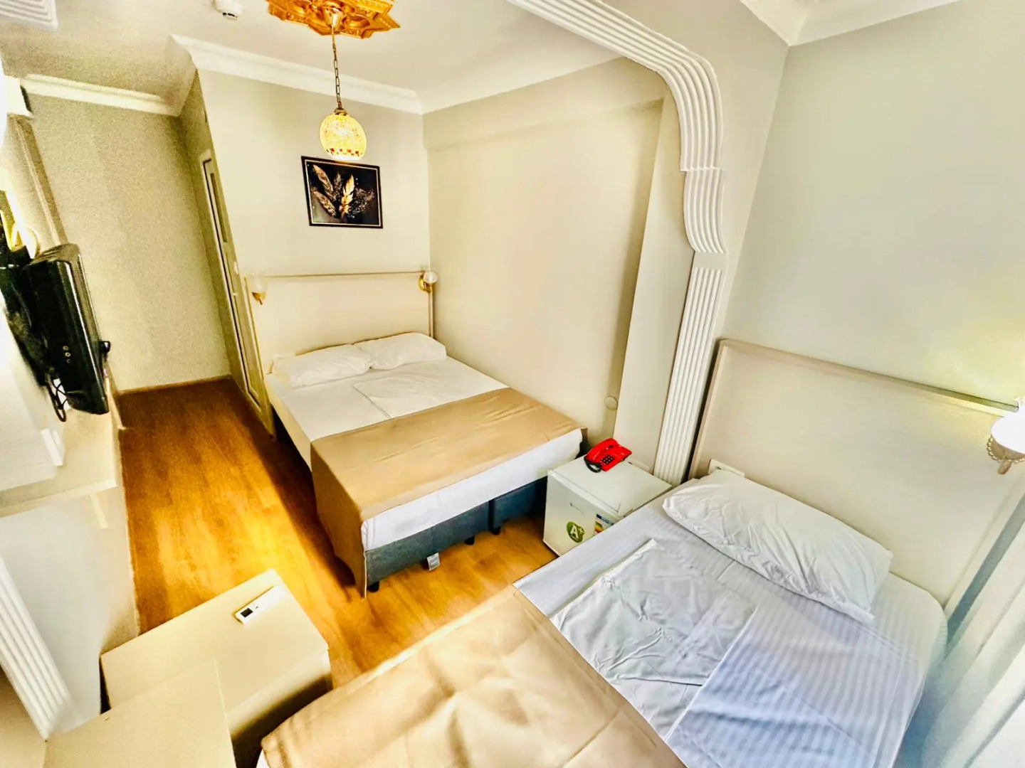 Photo - Crowned Exclusive Hotel