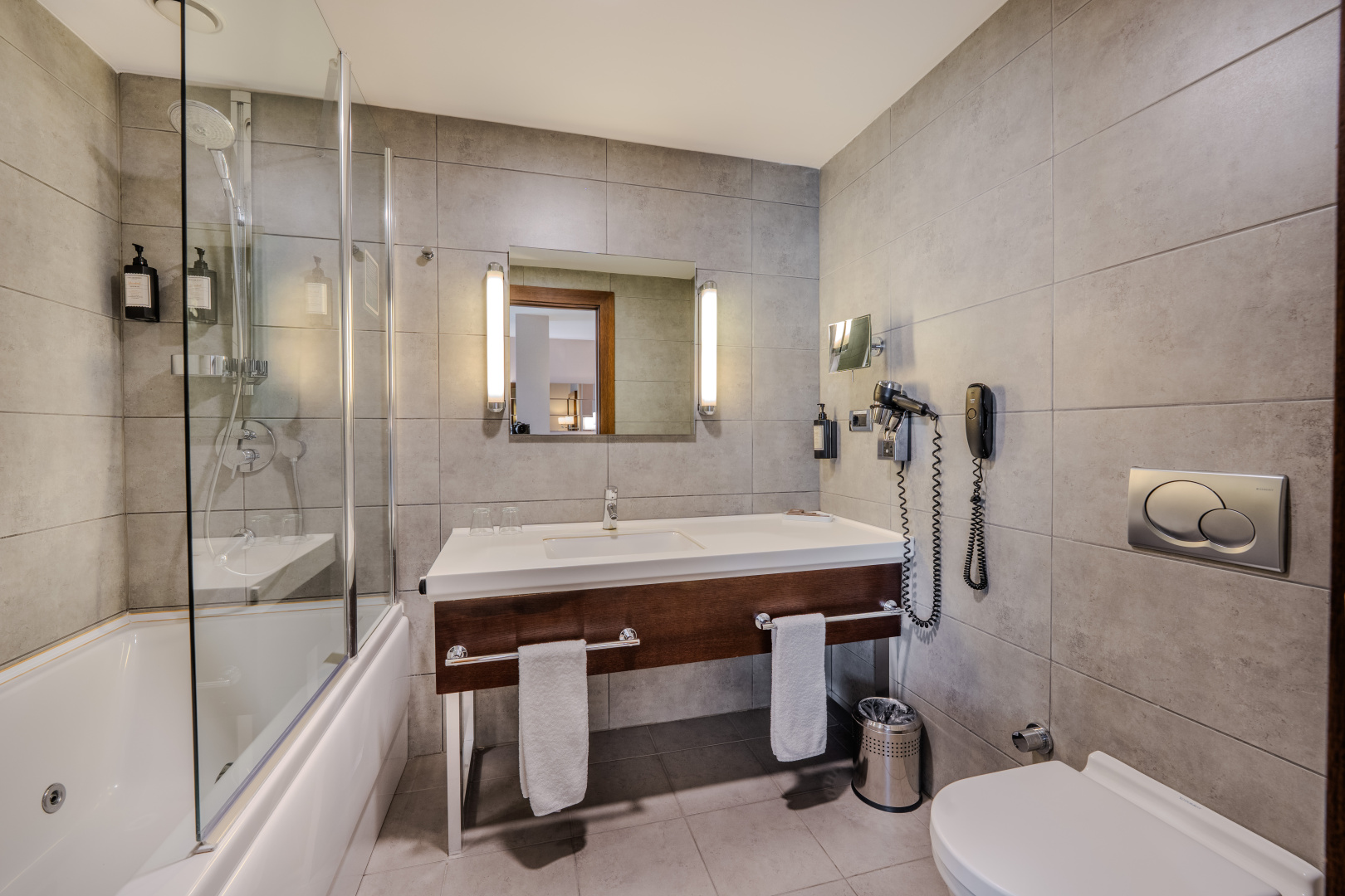 Foto - Midtown Hotel