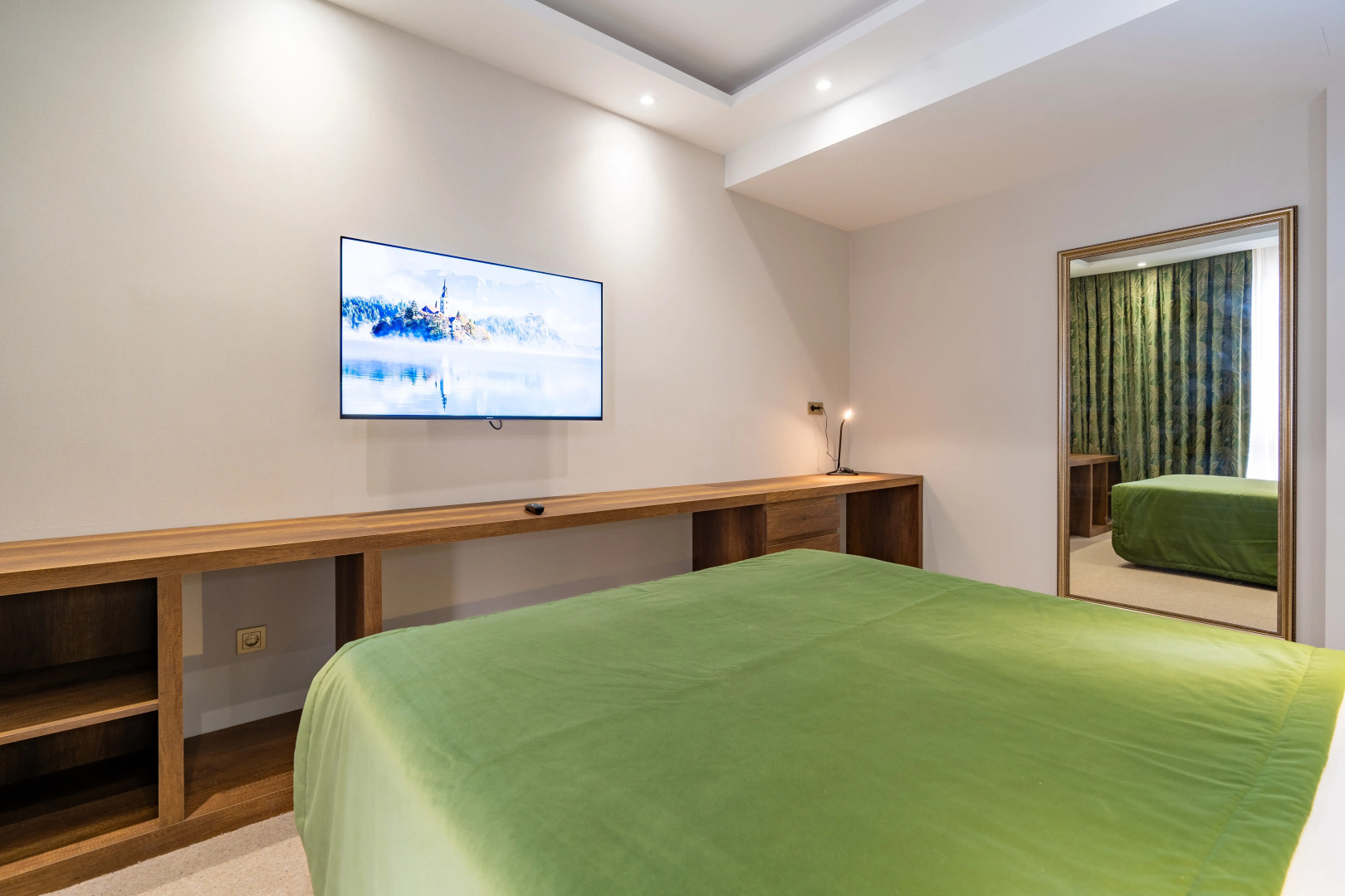 Photo - Mardy Suit Hotel