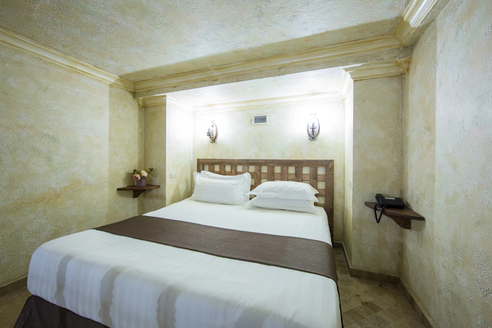 Photo - Caucasus Hotel