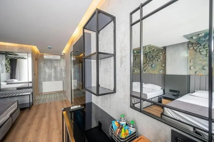 Photo - Continental Airport Hotel