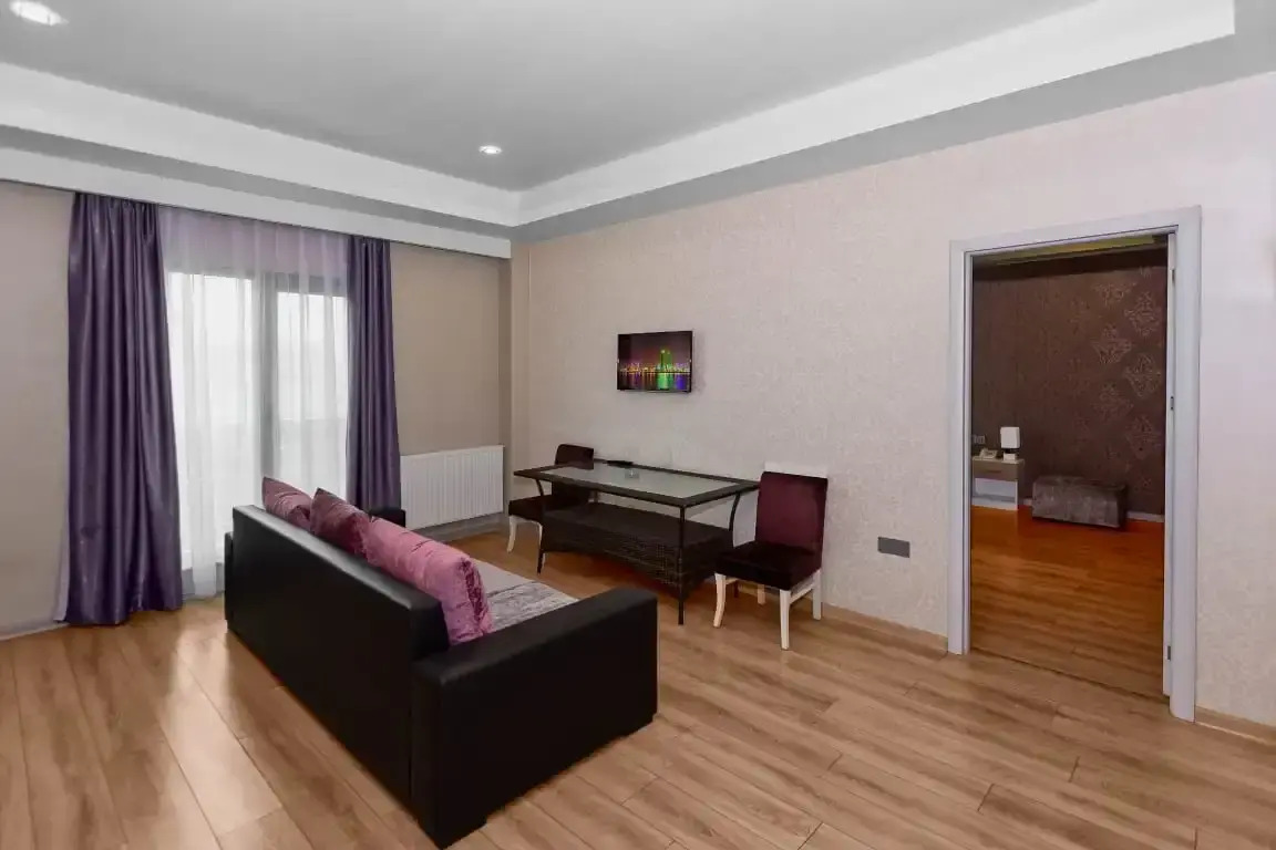 Foto - Diplomat Suites Hotel