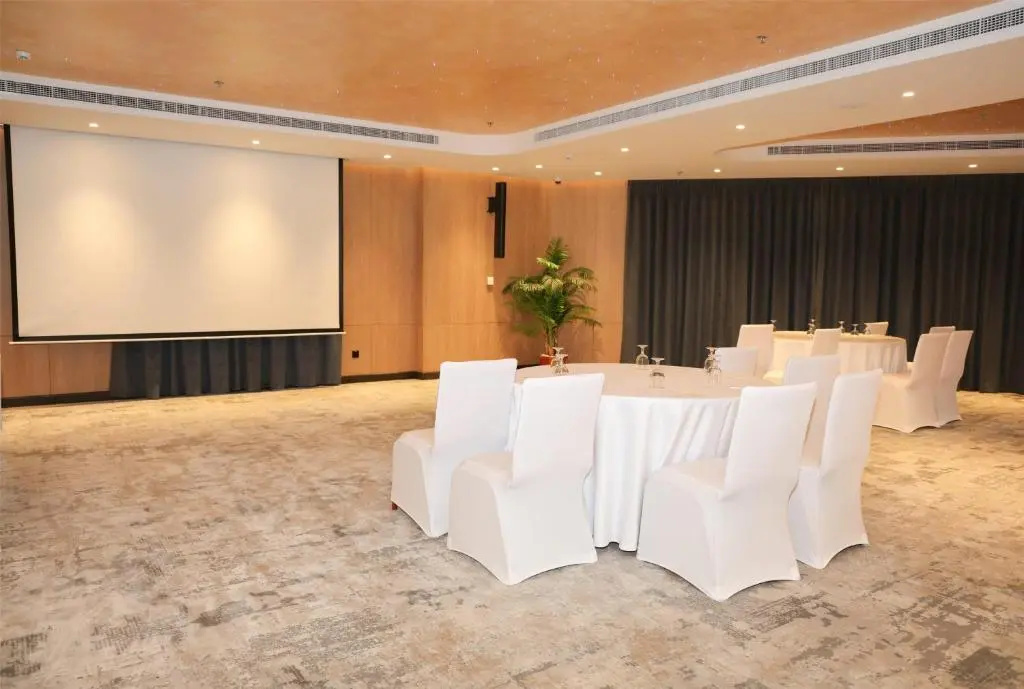 Photo - Park Inn By Radisson Muscat