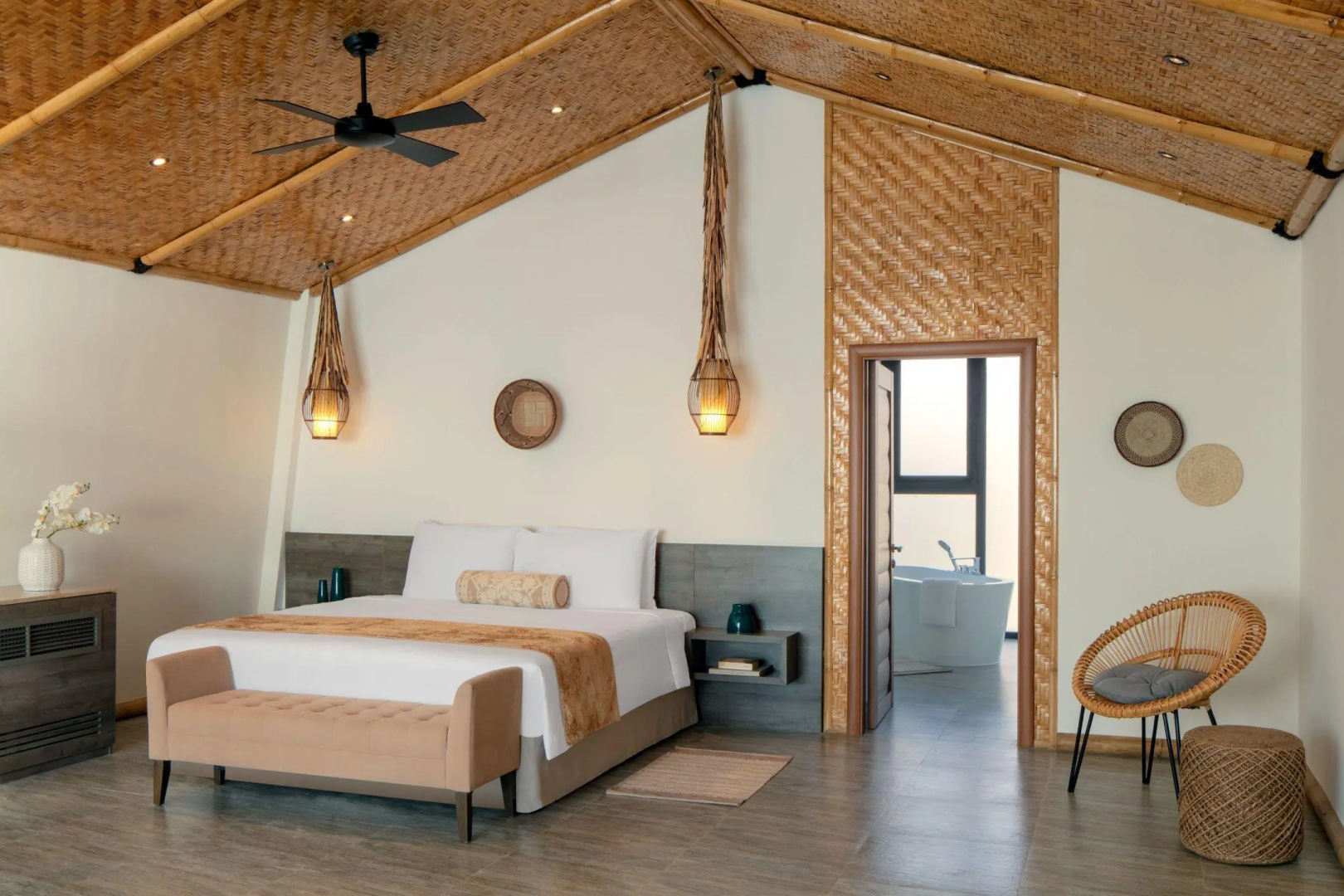 Photo - Anantara World Islands Dubai Resort