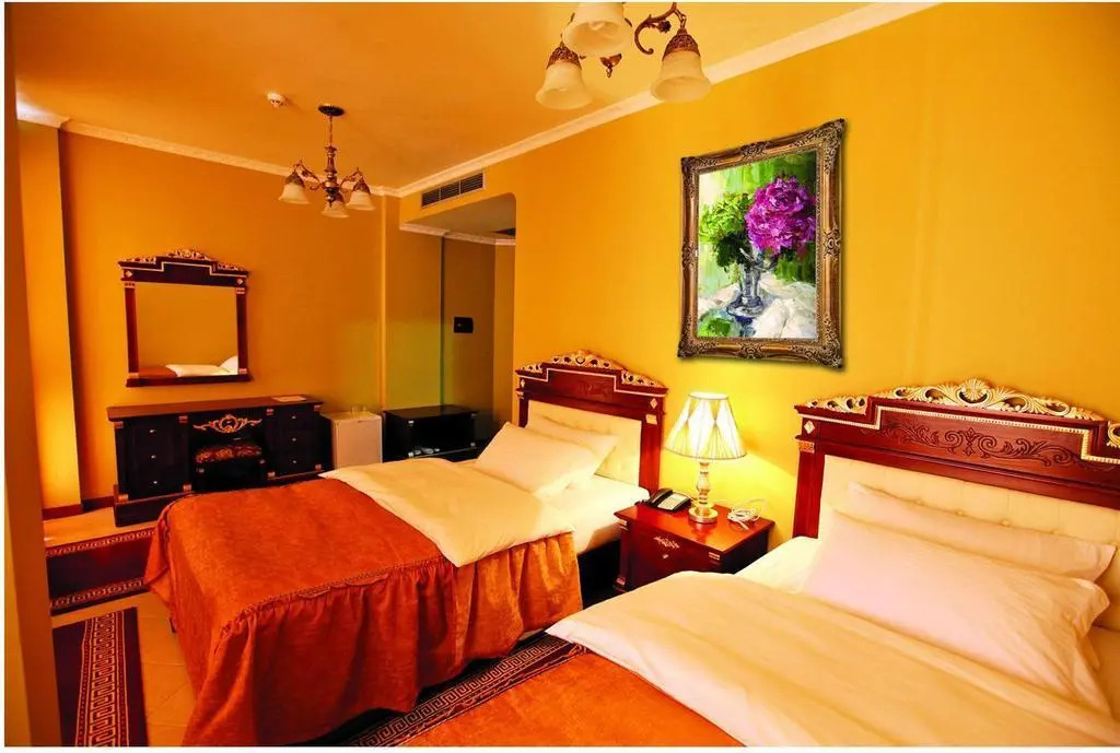 Photo - Dinasty Hotel