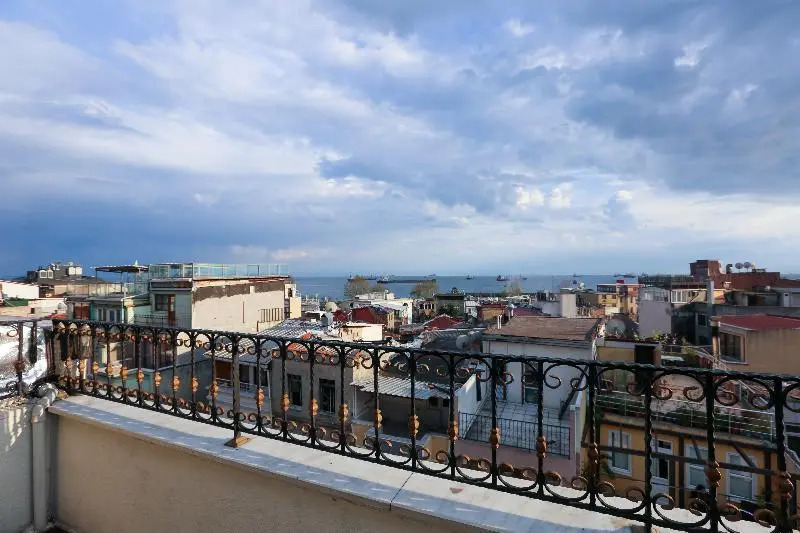 Photo - Nova City Hotel