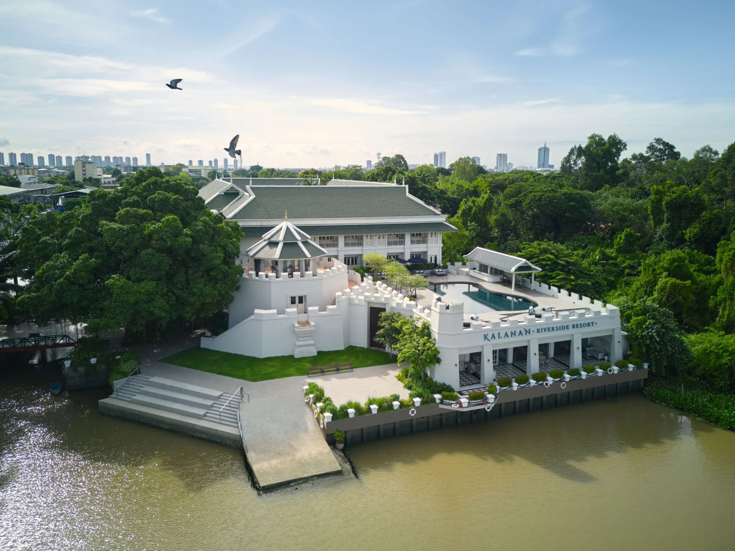 Photo - Kalanan Riverside Resort