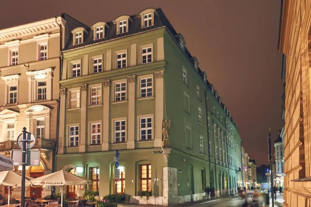 Photo - Palladian Hotel