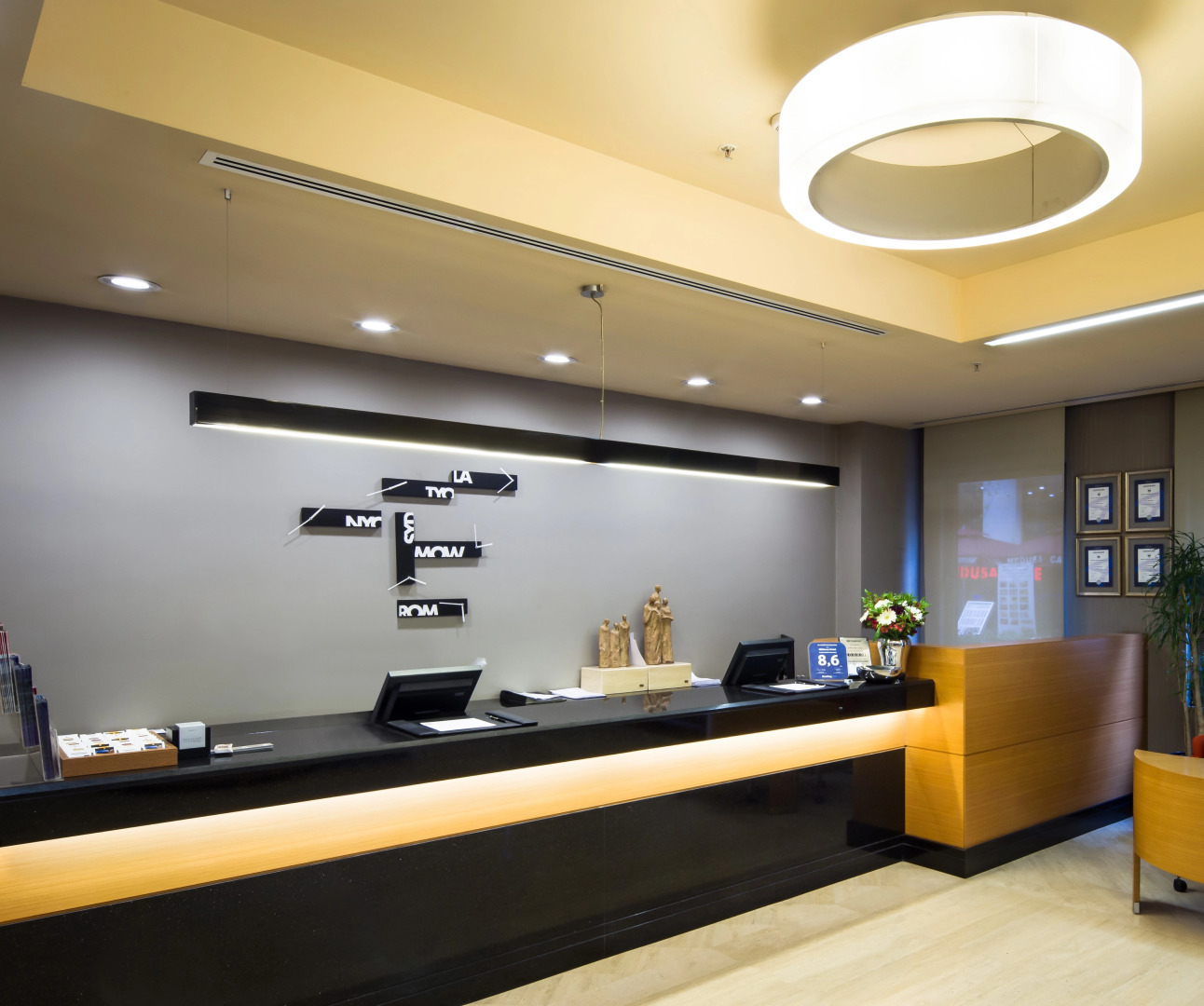 Foto - Midtown Hotel