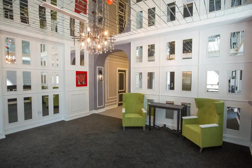 Photo - Dondar Hotel Formula 1 View