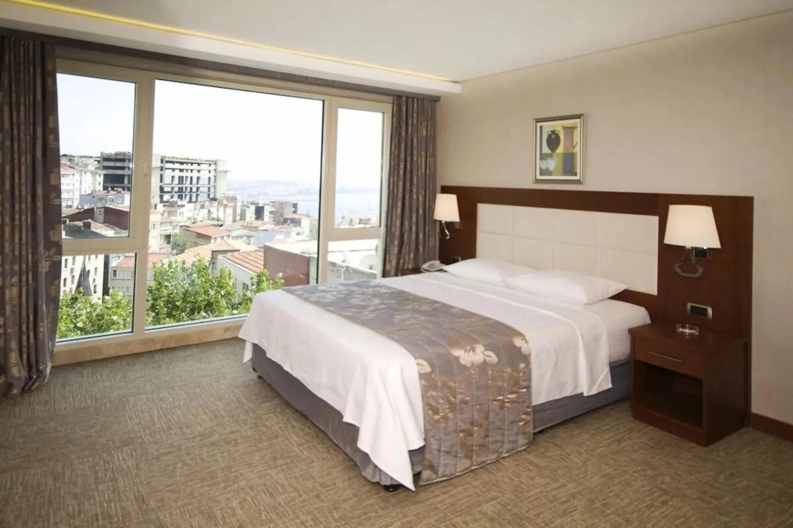 Photo - Innpera Hotel