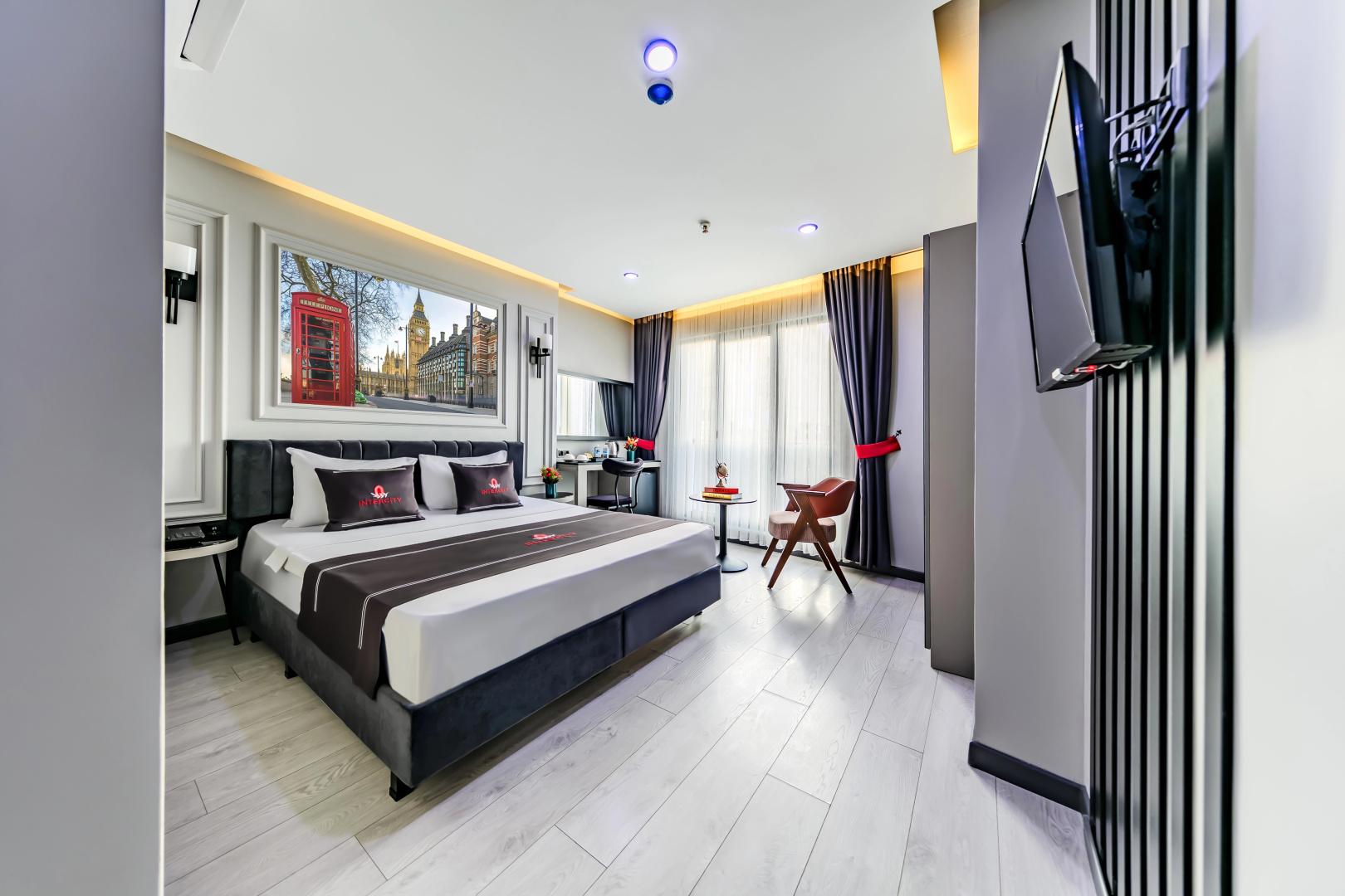 Photo - Intercity Airport Hotel