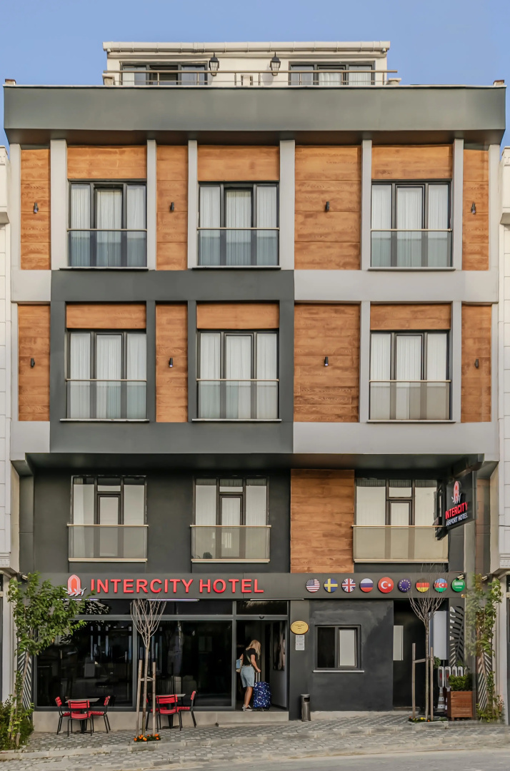 Photo - Intercity Airport Hotel