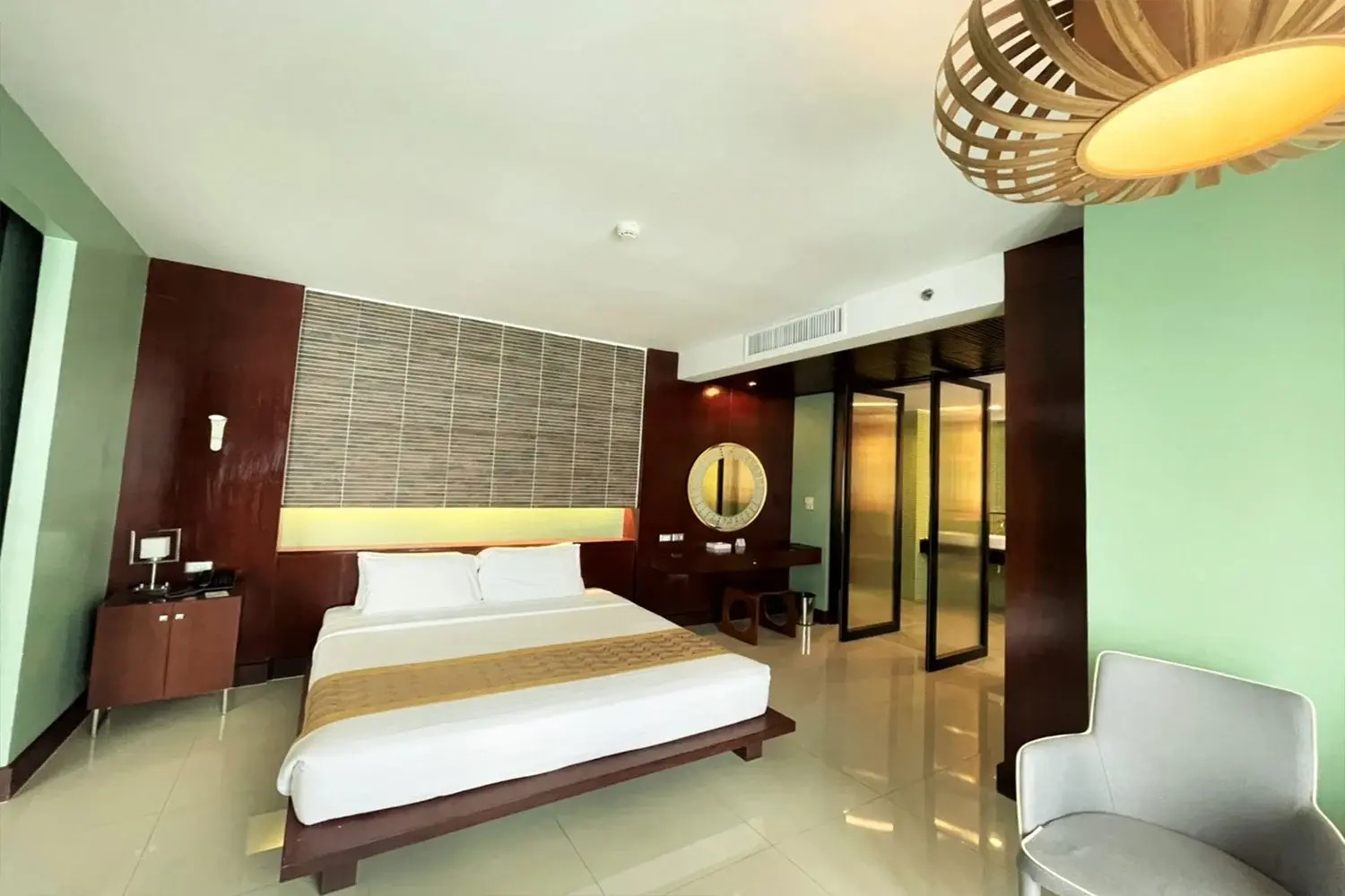 Photo - Long Beach Garden Hotel & Pavilions