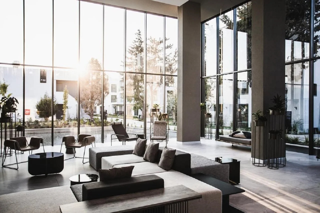 Photo - Paloma Finesse Side