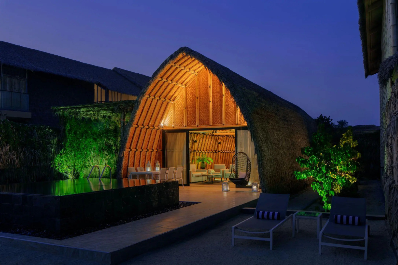 Photo - Anantara World Islands Dubai Resort