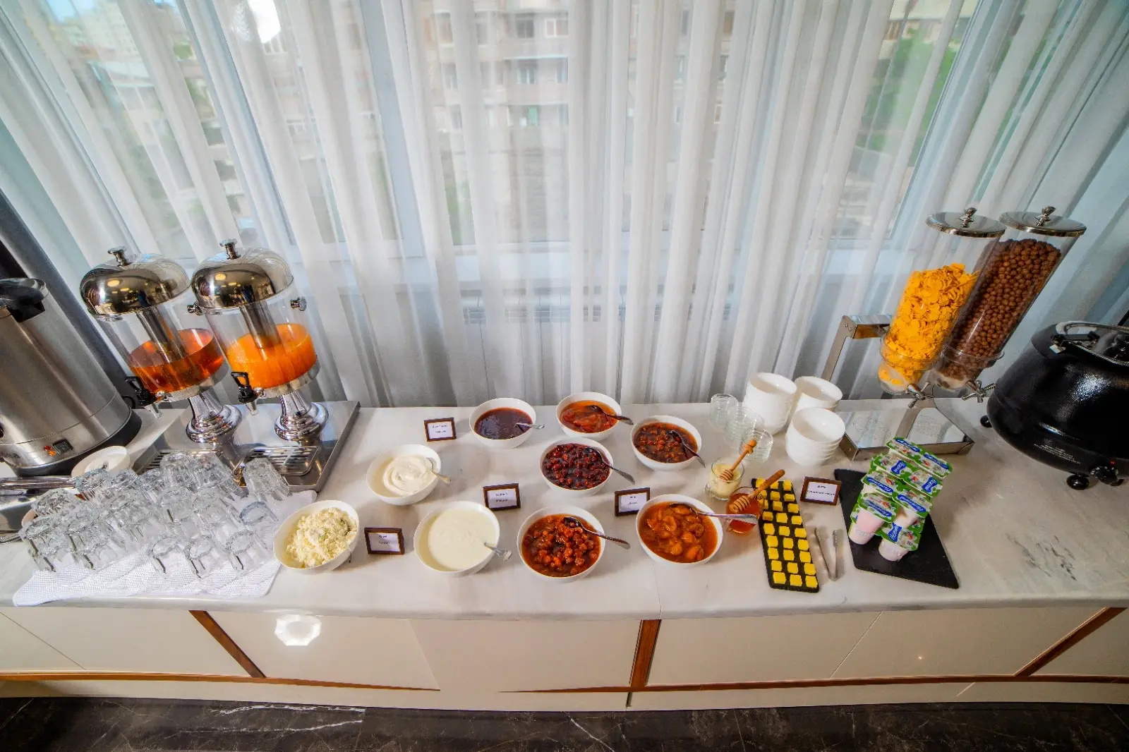 Photo - Elysium Gallery Hotel