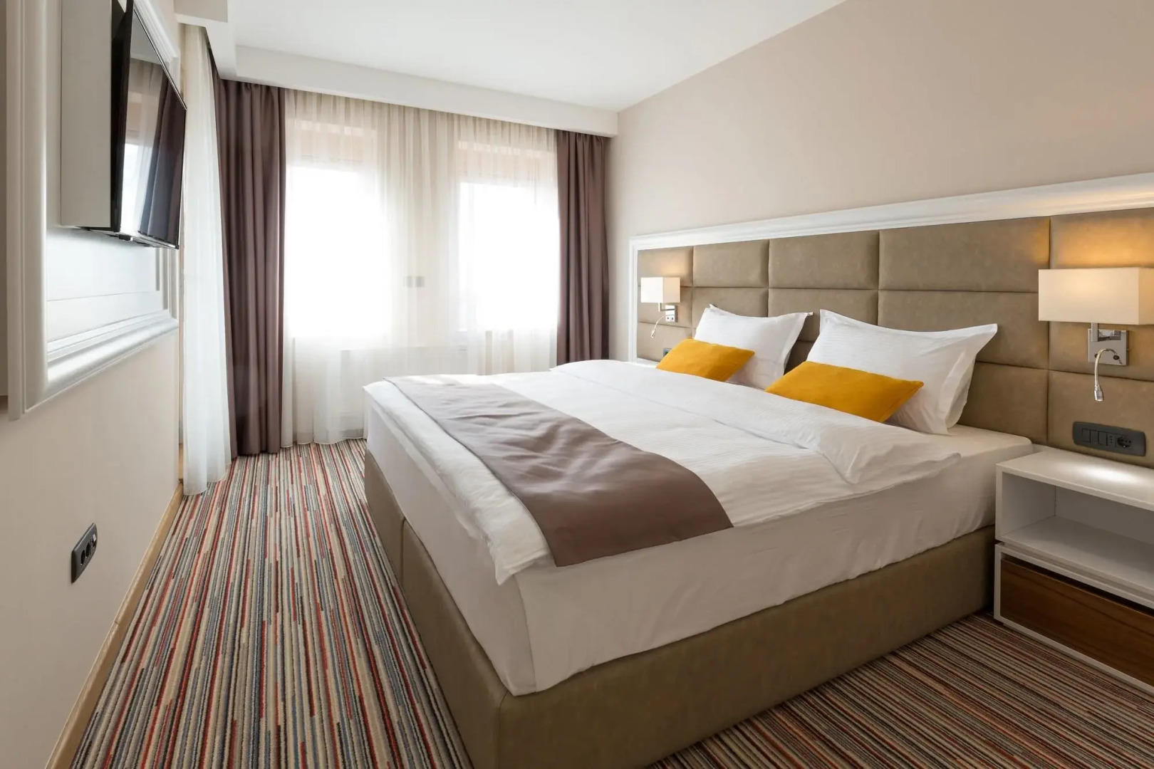 Foto - Hotel TESLA - Smart Stay Garni