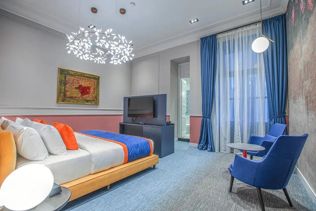 Photo - Heritage Hotel and Suites