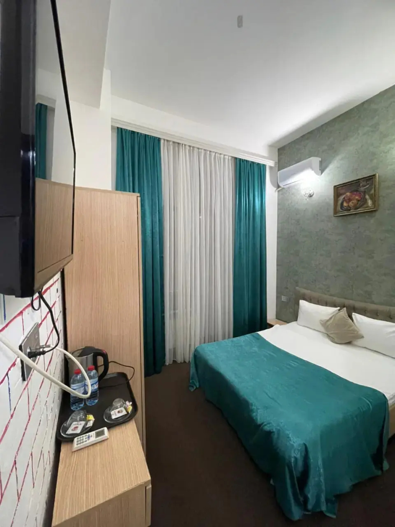 Photo - Best Center Inn Hotel