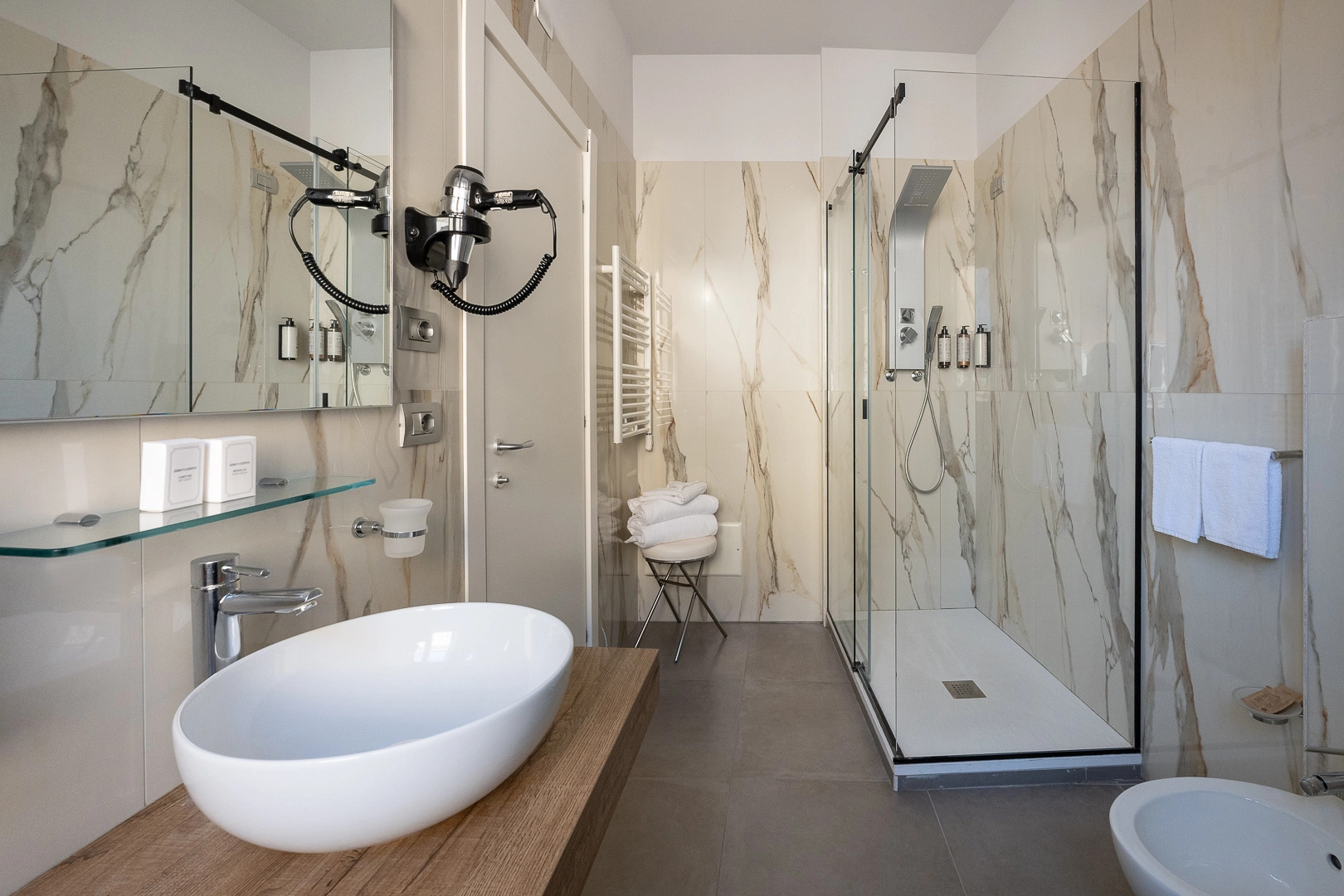 Photo - Hotel Caravita