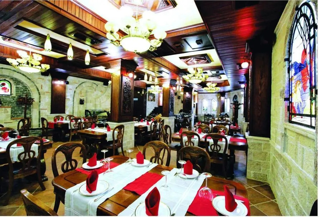 Photo - Dinasty Hotel