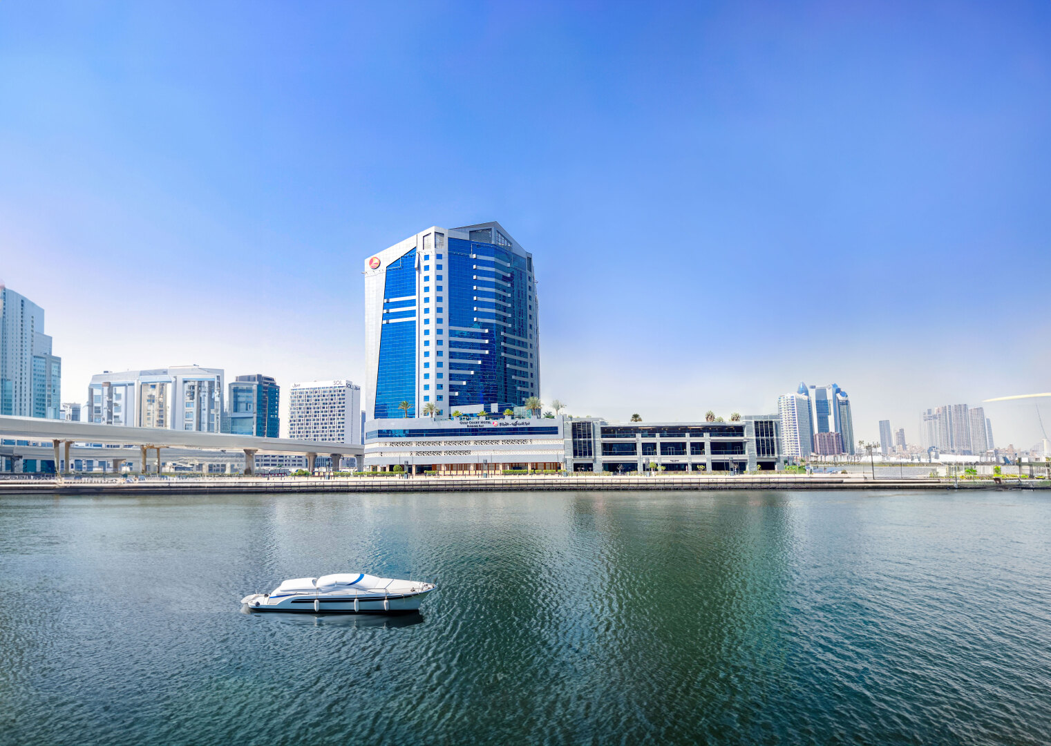 Photo - Grand Mercure Business Bay