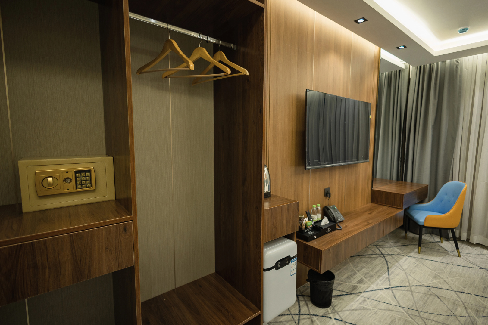 Foto - Lakeside Tashkent Hotel