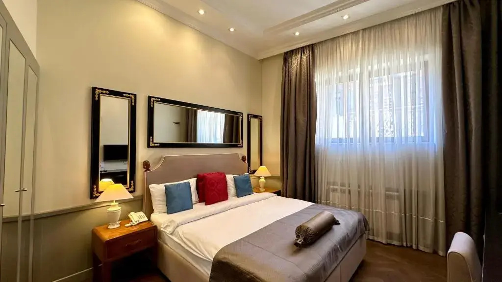 Photo - Seven Rooms Boutique Hotel