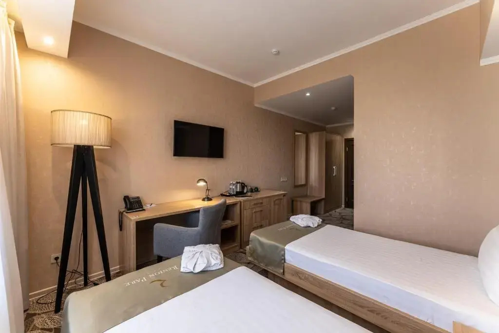 Photo - Renion Park Hotel