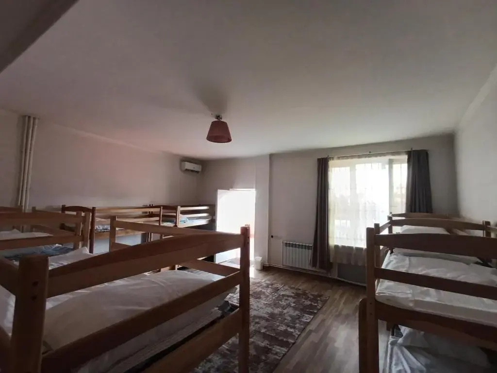 Photo - Dreamer's Den Hostel and Tours