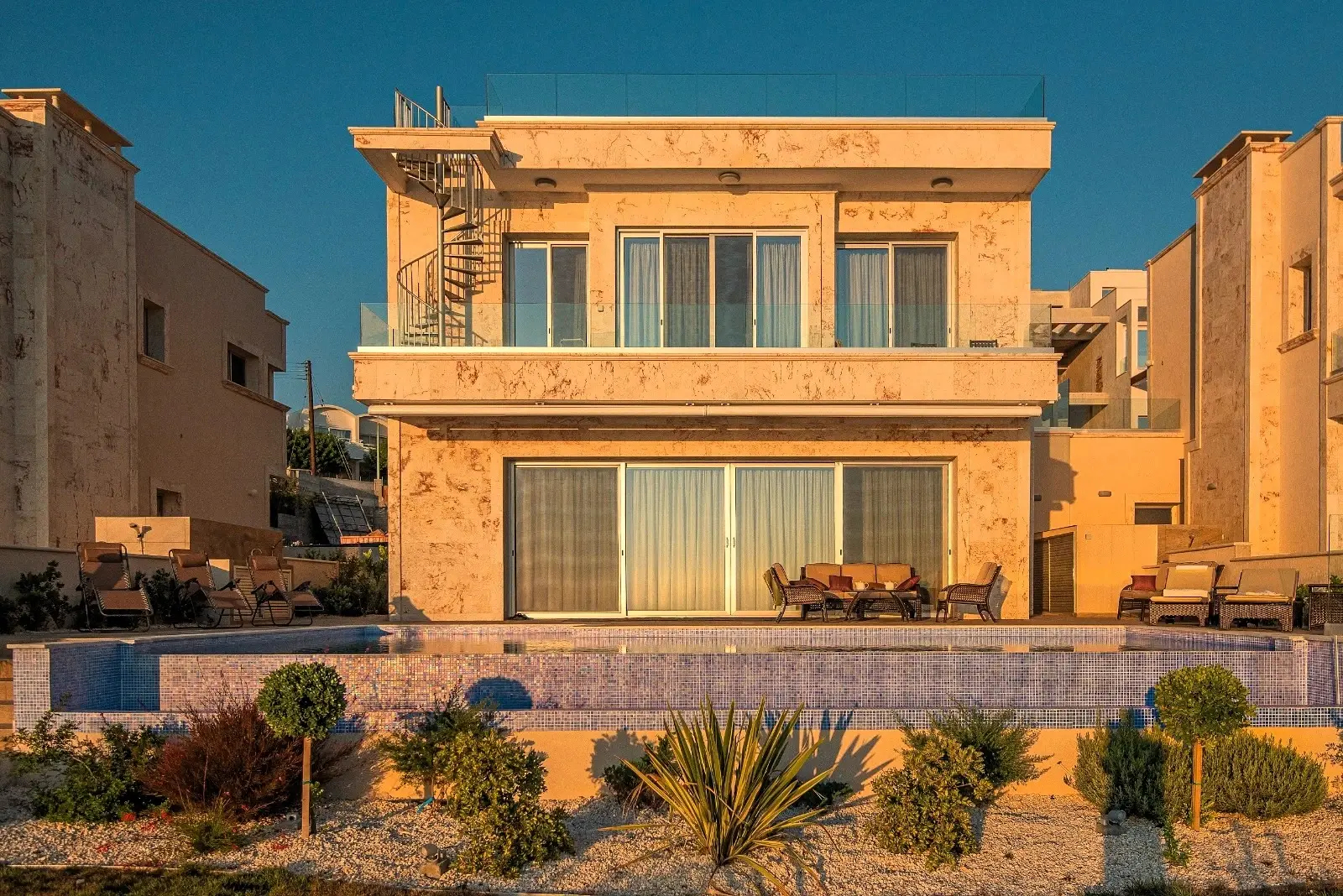 Photo - Olymp Luxury Villa D - Luxury Escape with Direct Beach Access and Unique Sunsets