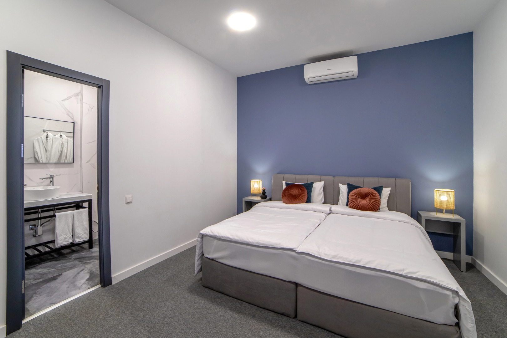 Foto - Benefice Hotel Yerevan-通緝