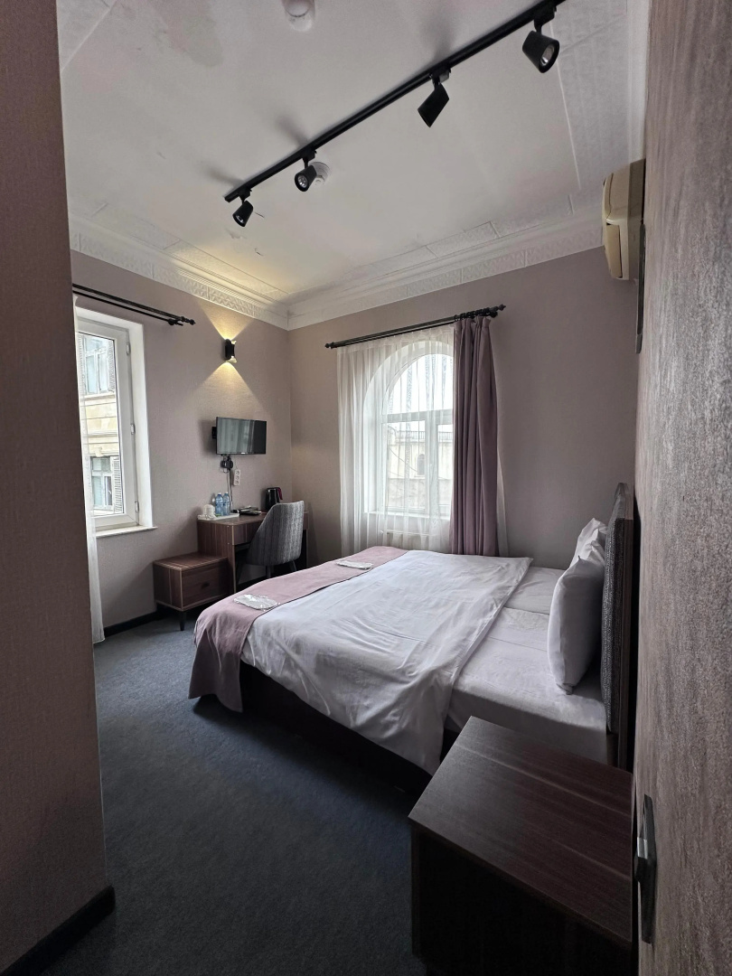Photo - Heritage Old CIty Hotel