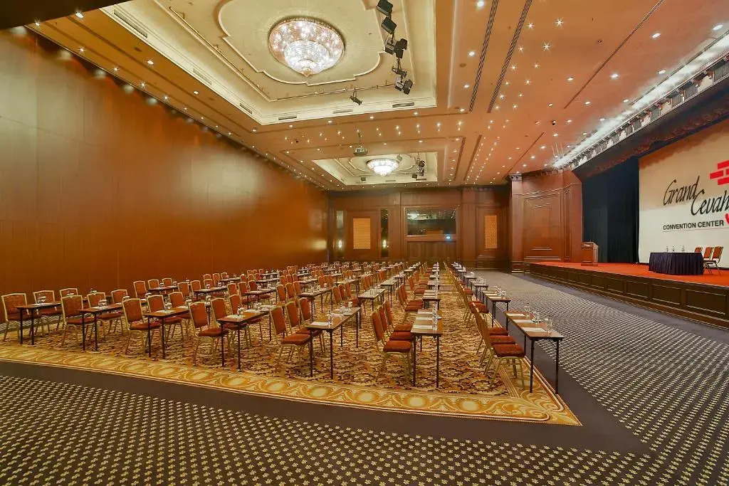 Photo - Grand Cevahir Hotel Convention Center