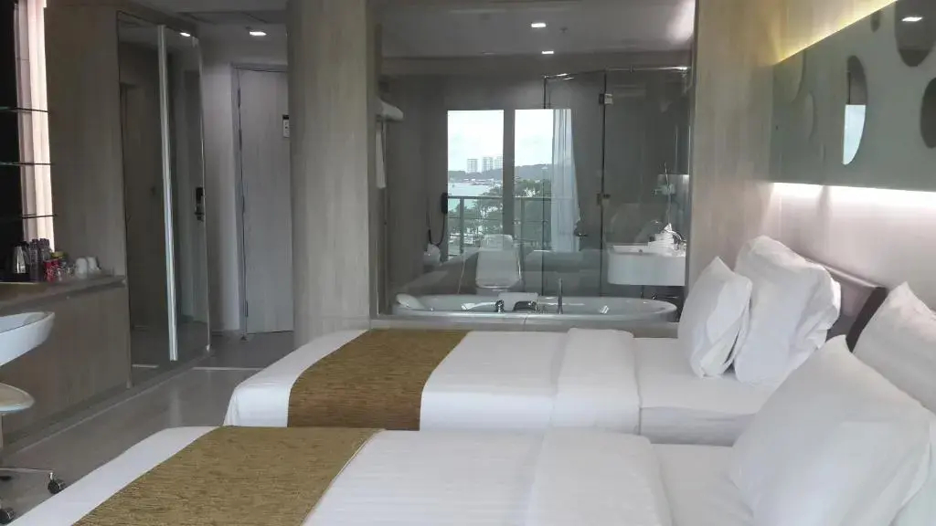 Foto - Pattaya Discovery Beach Hotel - SHA Extra Plus