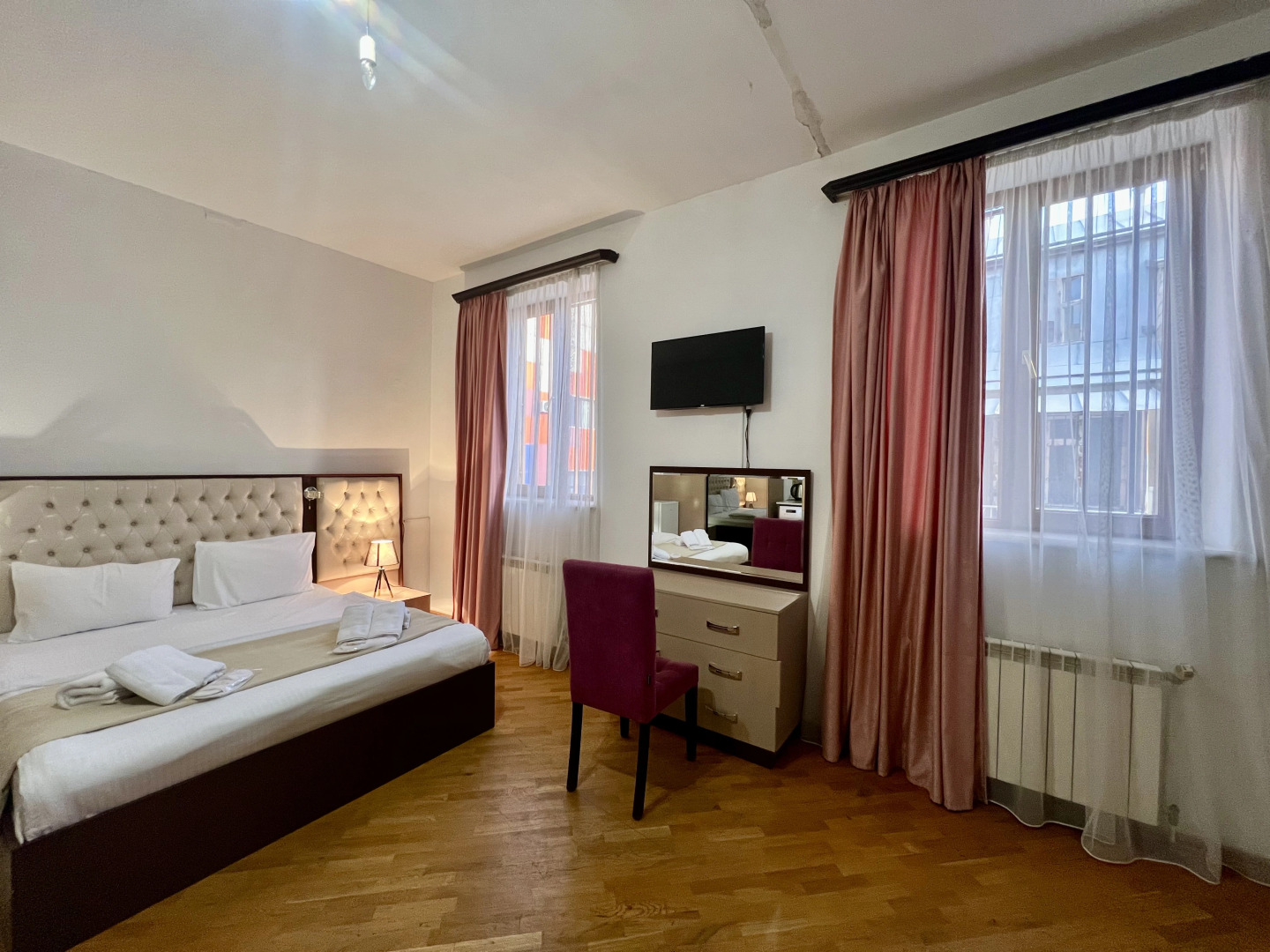 Photo - Family Hotel