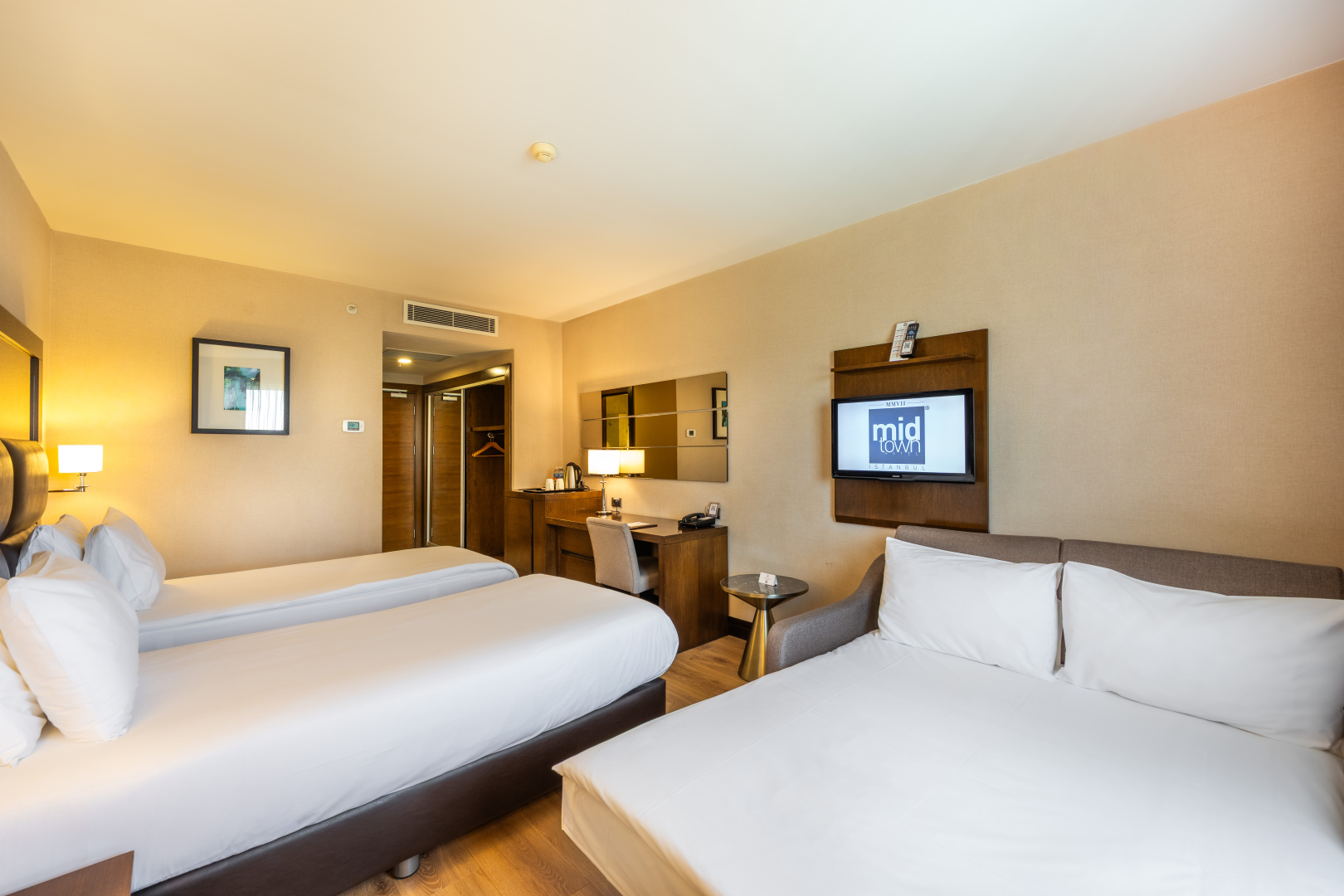 Foto - Midtown Hotel