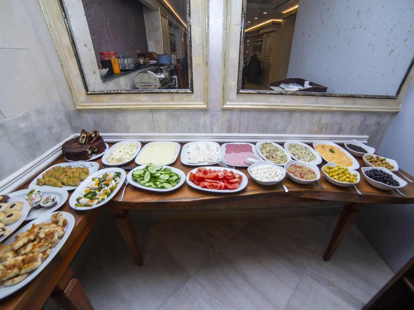 Photo - HHK Hotel Downtown Hotel