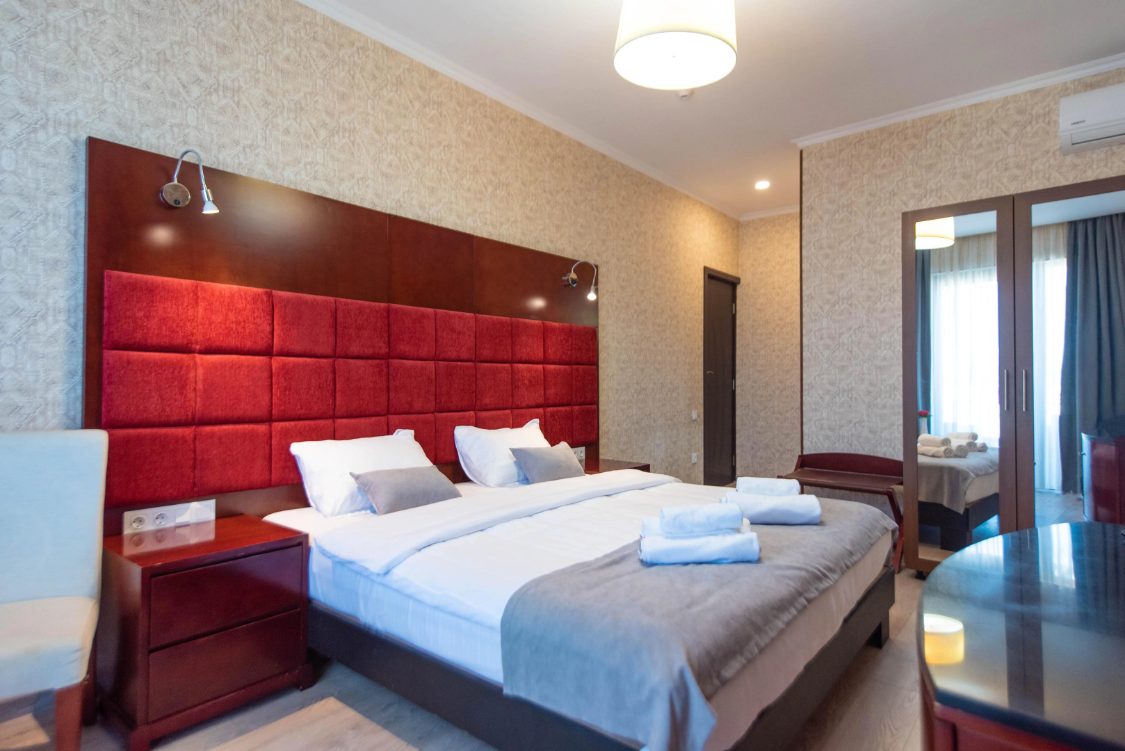 Photo - Kraveli Hotel