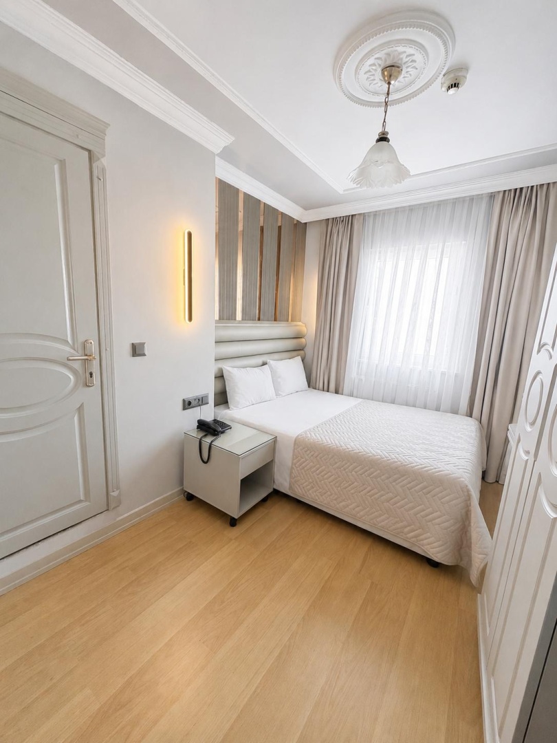 Foto - Crowned Plus Hotel
