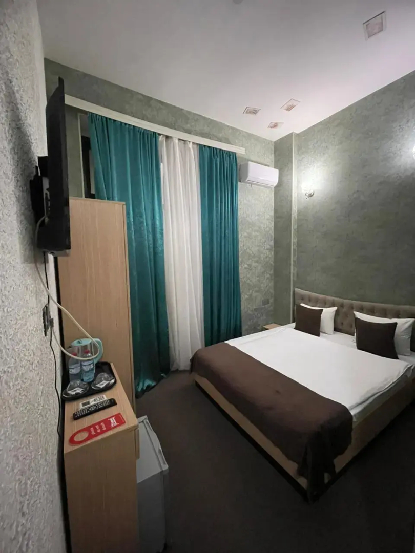 Photo - Best Center Inn Hotel