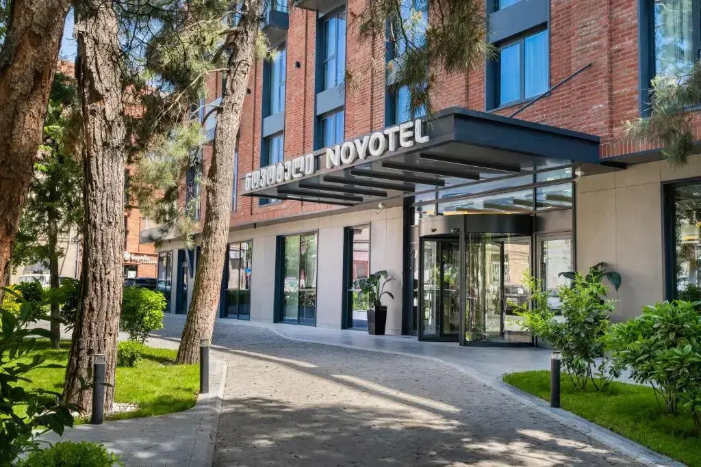 Foto - Novotel Tbilisi Center