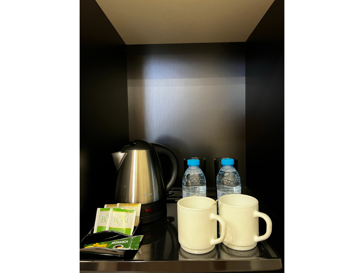 Photo - King Plaza Hotel