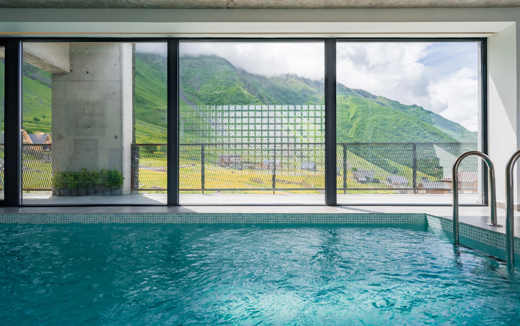 Photo - Step Inn - Kazbegi