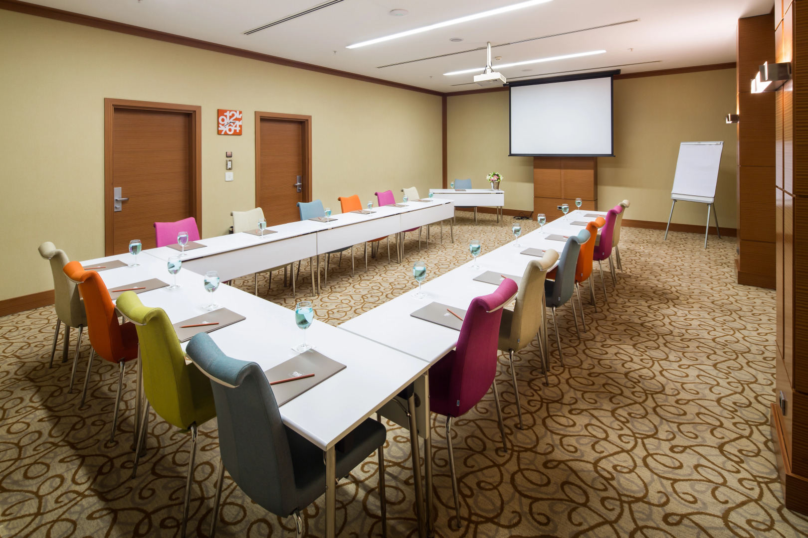 Foto - Midtown Hotel