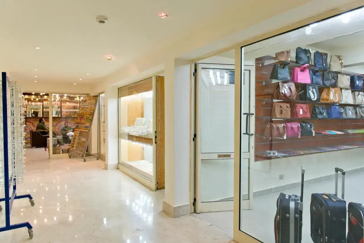 Photo - Amphoras Aqua Adults Friendly